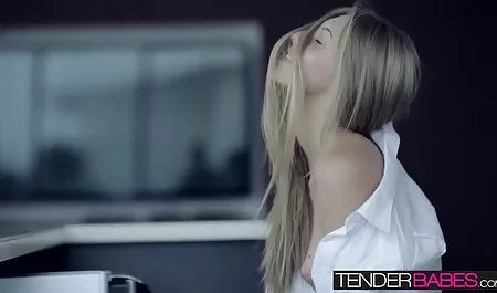 بازی های بلوند جنسی با dildo عكس كير وكوس