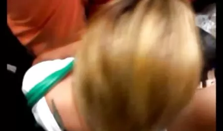 از blowjob سکسی کنار کیرتوکون داغ شومینه