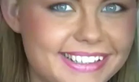 سبزه با یک بلوند سرگرم کننده عکس های سکسی کس کیر است