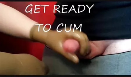 Busty Britney در خدمت یک عضو با کیفیت عکس های سکسی متحرک حشری است!