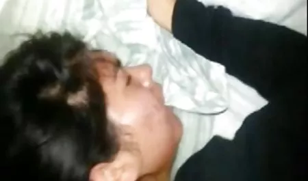 آلی جردن می خورد ، و انجمن سکسی کیرتو کس سپس مرد آن را از همه زاویه ها می گیرد!